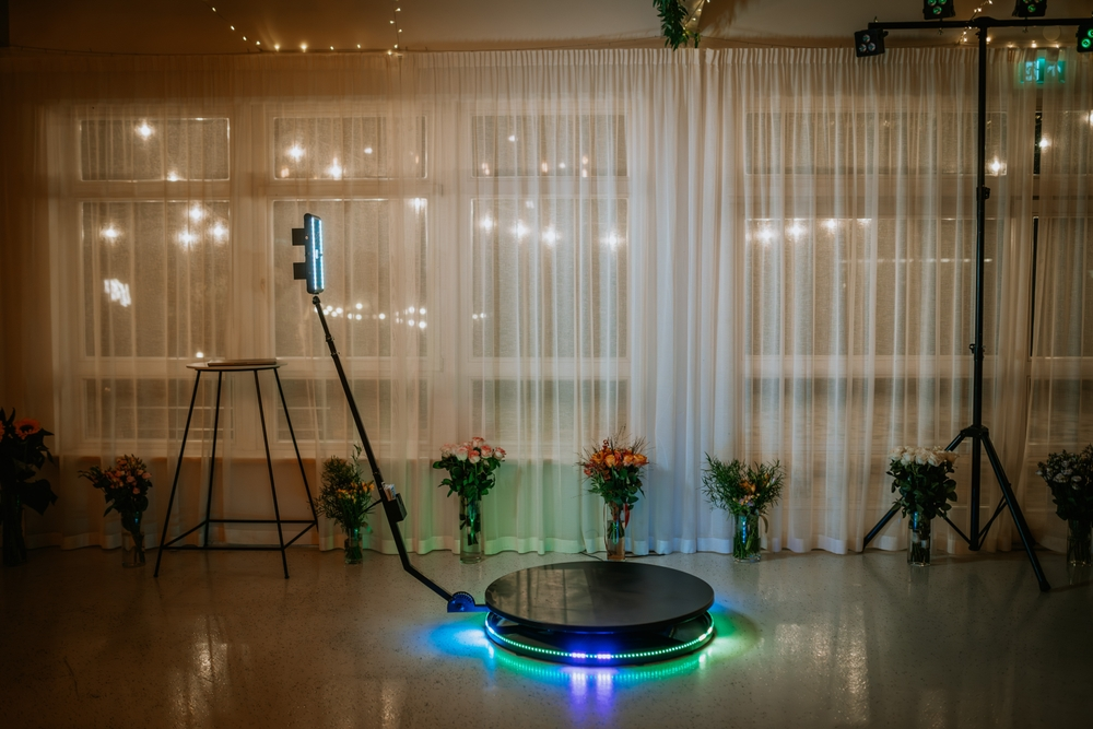 Photo booth for the wedding and events in London